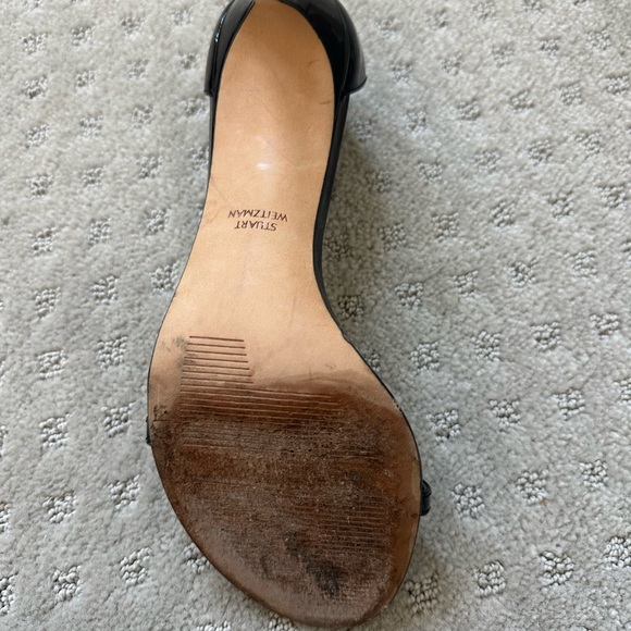 Stuart Weitzman - Picture 4 of 5